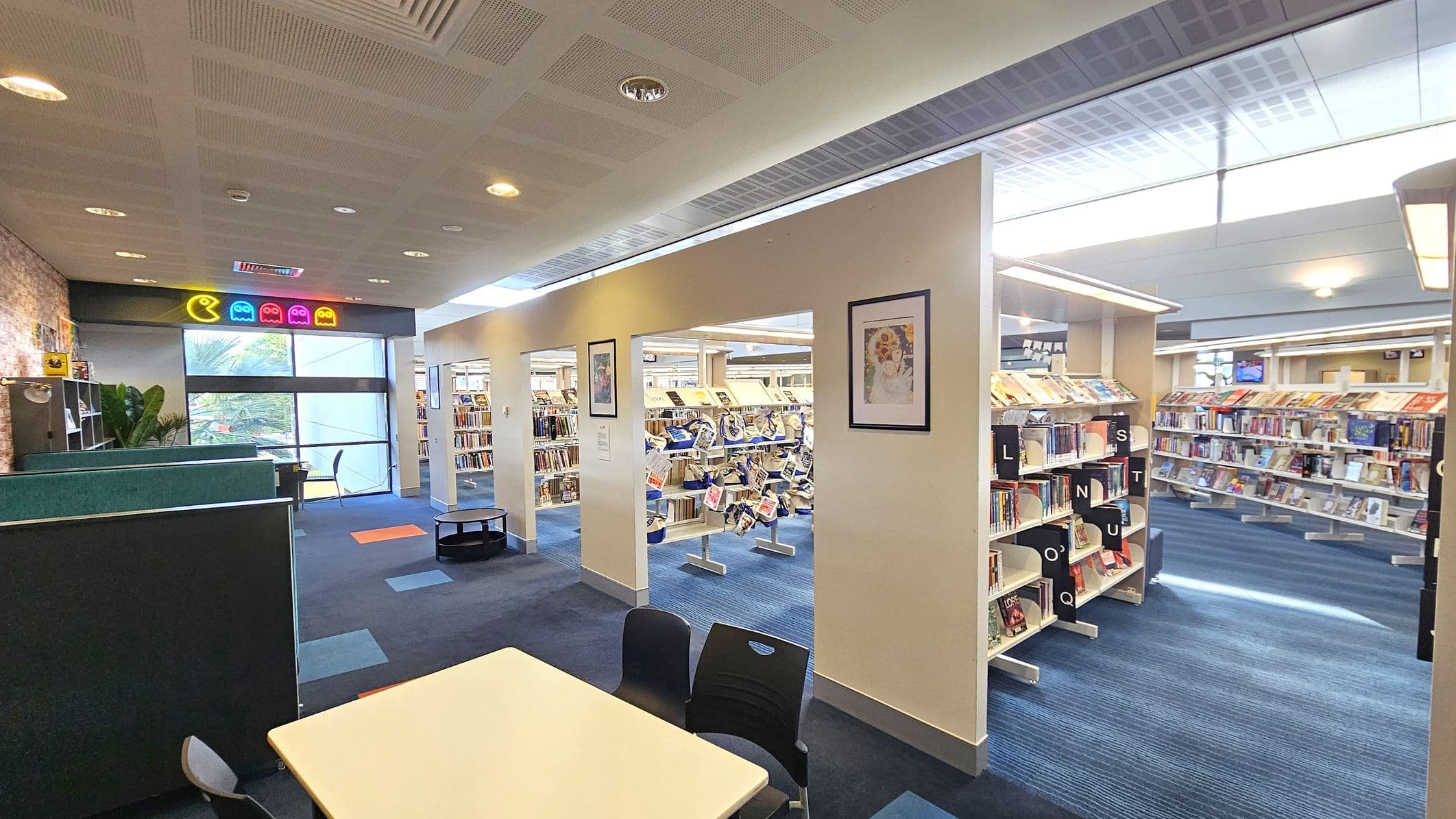 Store image